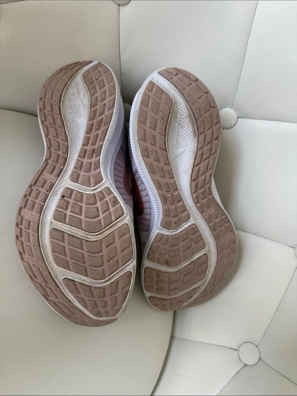 Nike Downshifter 11 Pink Blush Sneakers Mesh Lightweight for Road Running Sz 6.5 - Picture 8 of 14